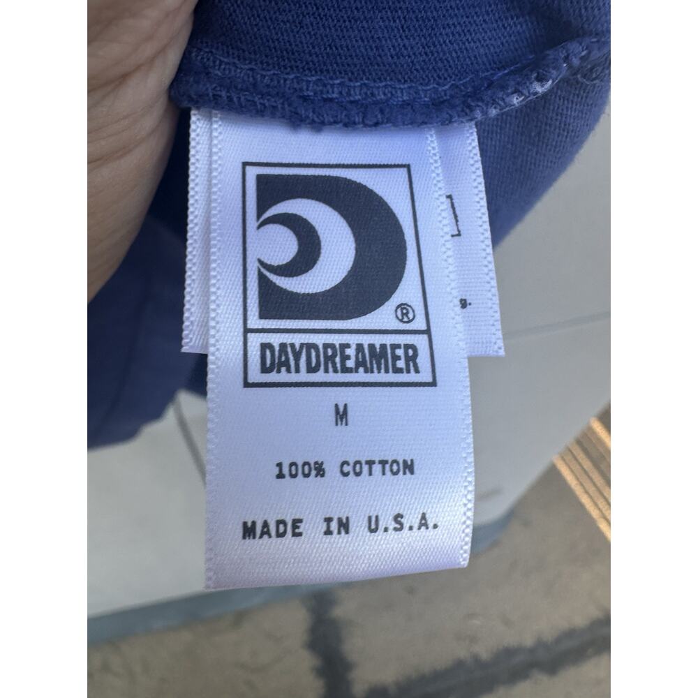 Daydreamer Rock Hall Of Fame Queen Tour 80 Woman's T-Shirt Blue Sz M READ - Picture 8 of 11